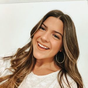 Meet your Posher, Belle